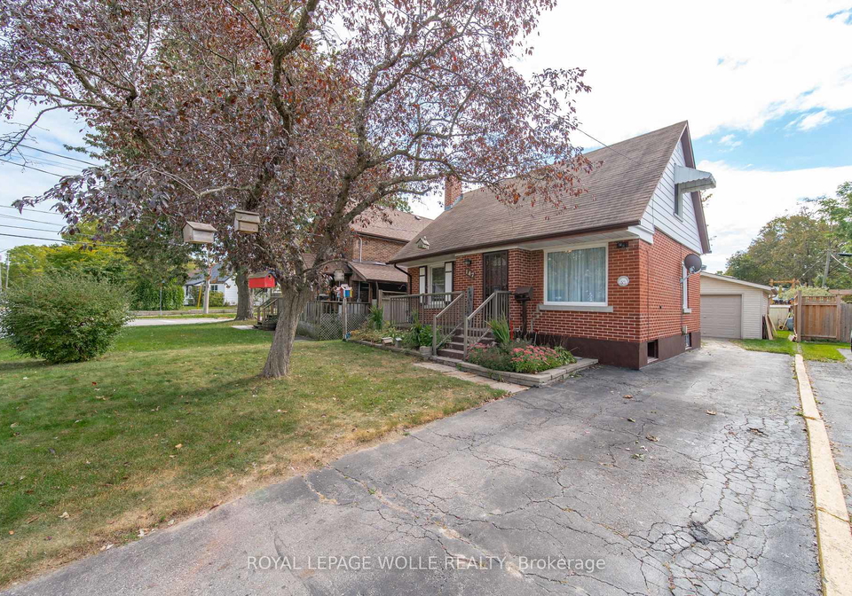 147-glen-road-kitchener-ontario-x13843444