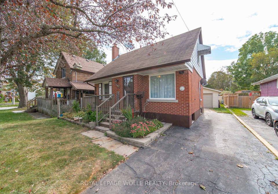 147-glen-road-kitchener-ontario-x13843444