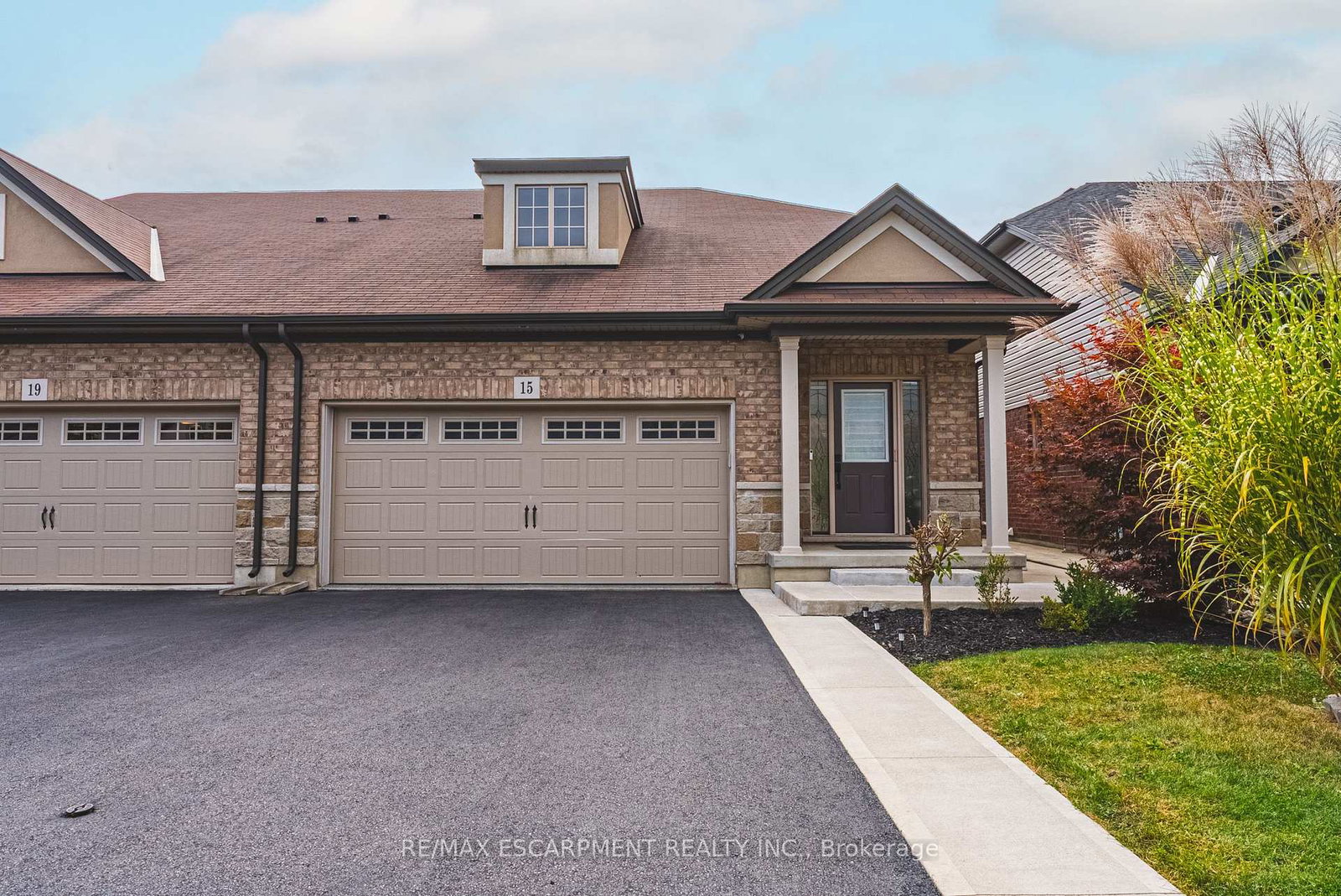 15-kopperfield-lane-hamilton-ontario-x13843462