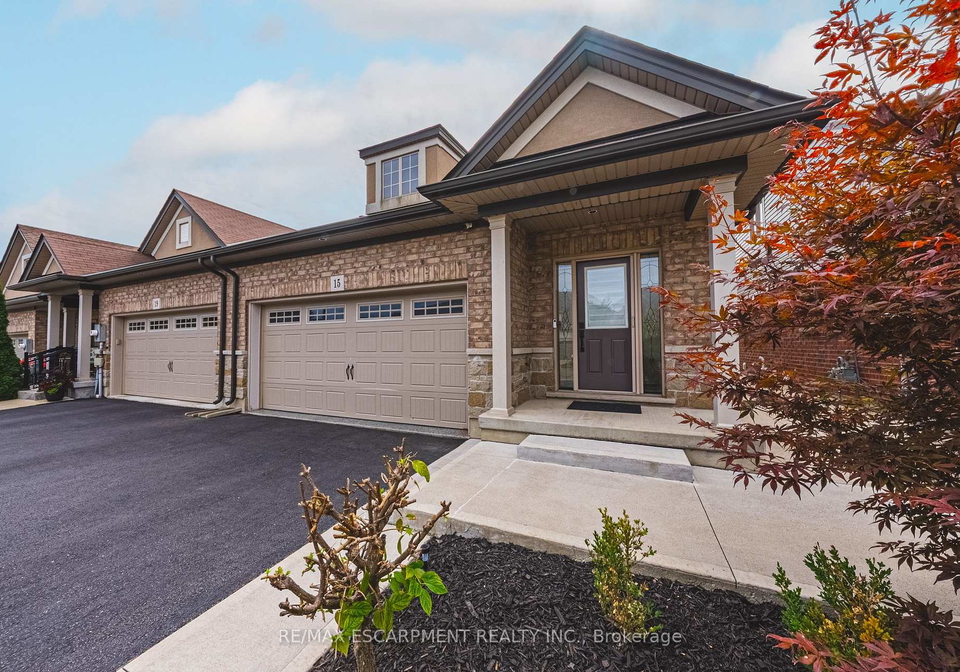 15-kopperfield-lane-hamilton-ontario-x13843462