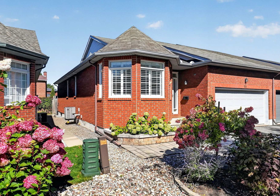 111-bartlett-private-ottawa-ontario-x13843488
