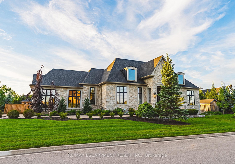 38-visser-drive-puslinch-ontario-x13843664