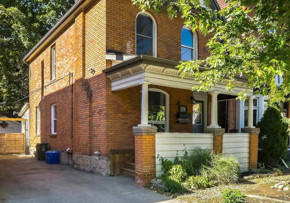 170-emerald-street-s-hamilton-ontario-x13843956