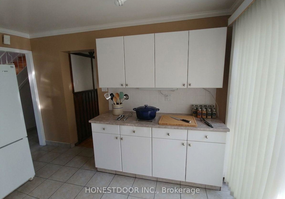 20jasmine-crescent-ottawa-ontario-x13844106