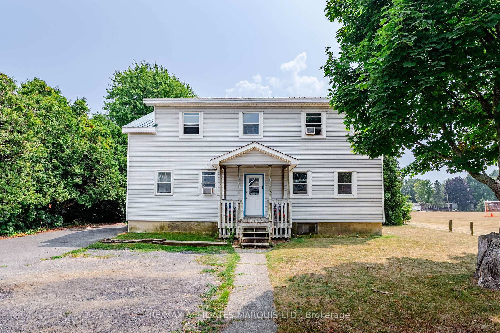 52-elm-st-ingleside-street-south-stormont-ontario-x13844838
