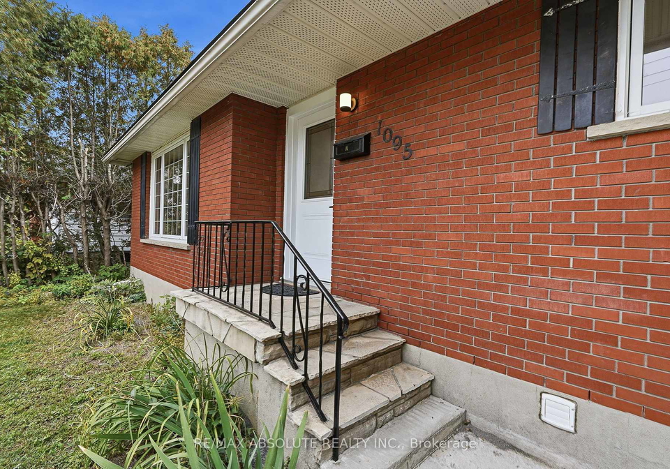 1095-kenaston-street-ottawa-ontario-x13844870
