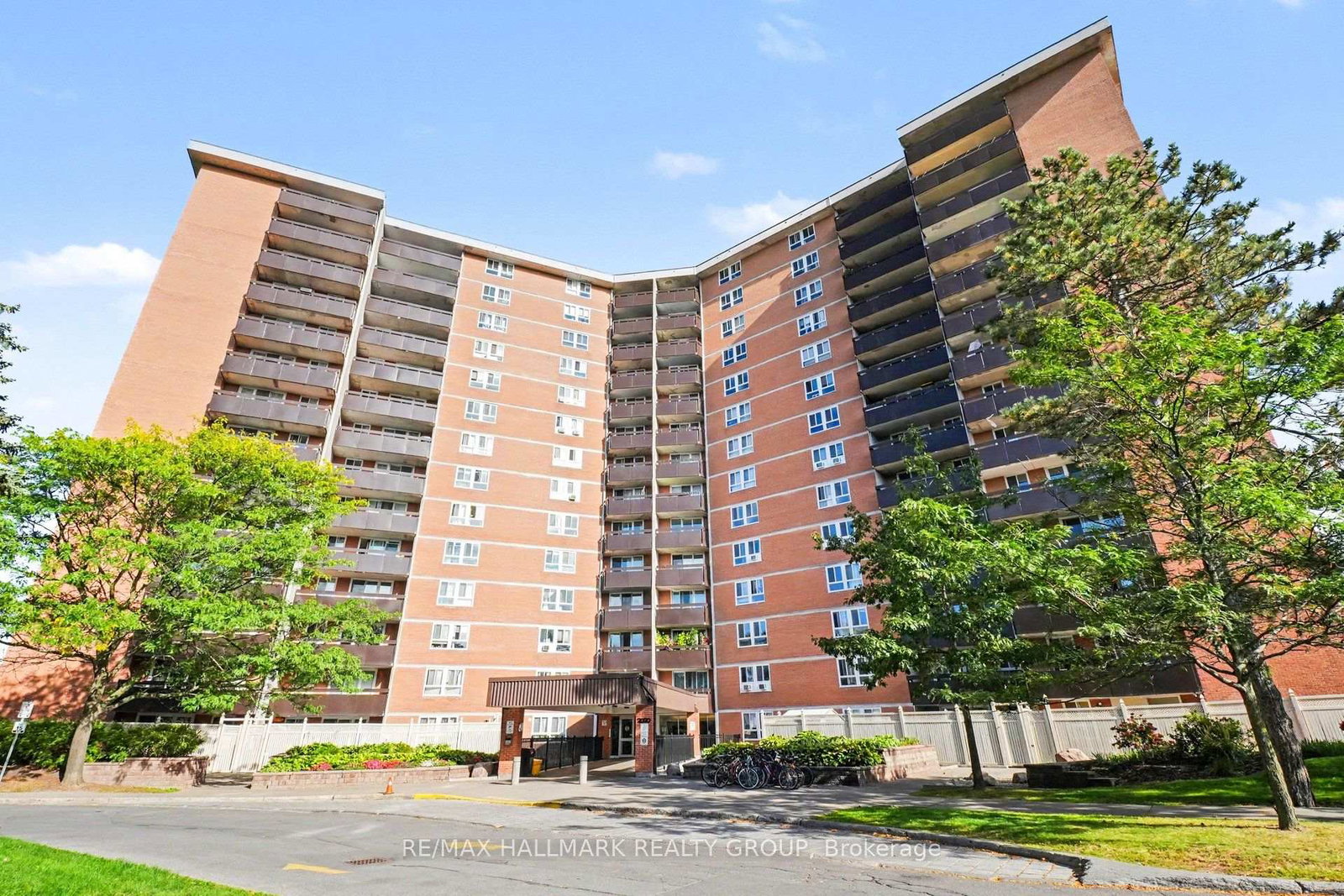 2020-jasmine-crescent-ottawa-ontario-x13845804