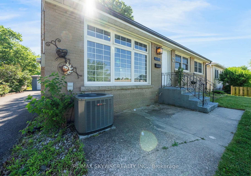 6604-locus-avenue-niagara-falls-ontario-x13845816