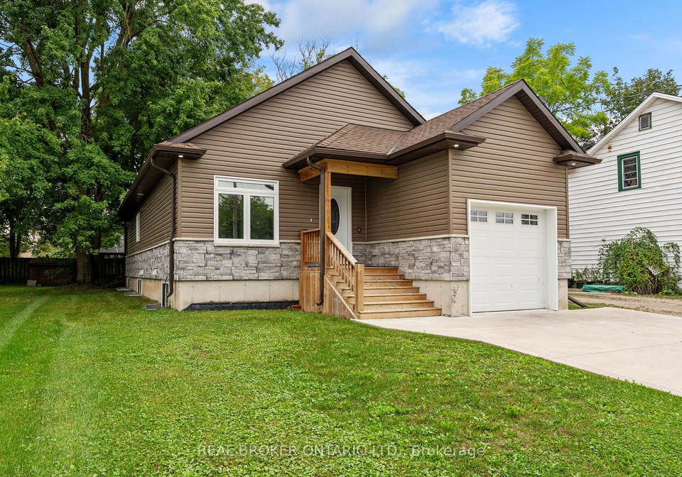 52-queen-street-huron-east-ontario-x13846110