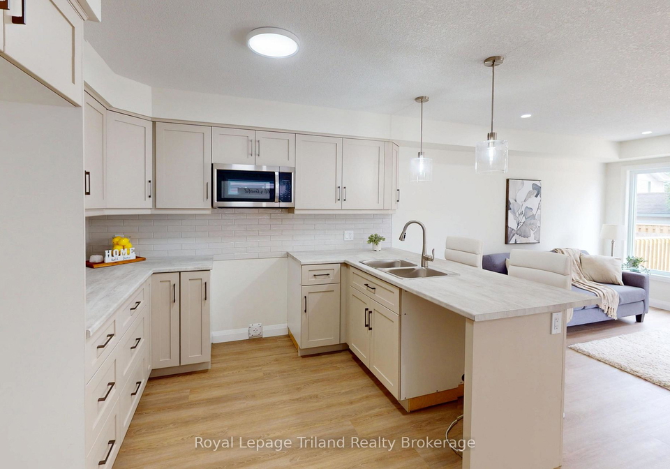 137-wimpole-street-west-perth-ontario-x13846260