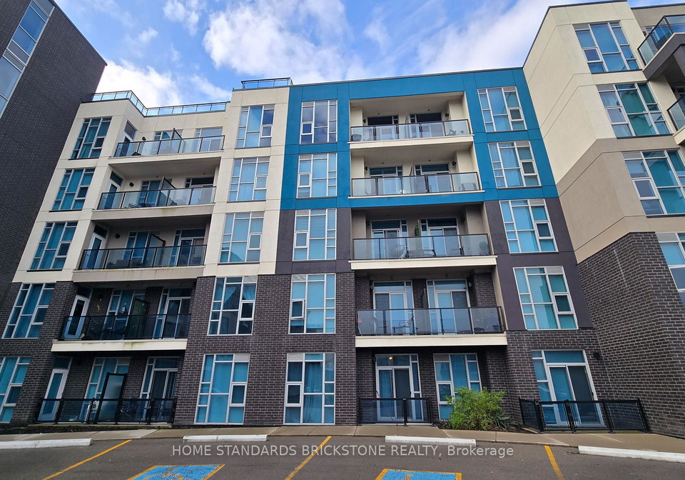 10-concord-place-grimsby-ontario-x13846314