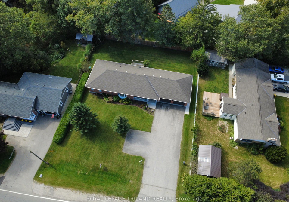 10001-wellington-road-southwold-ontario-x13846530