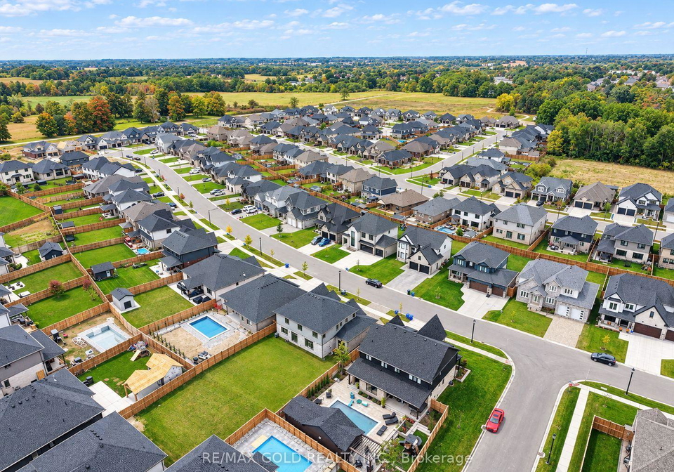 53-hazelwood-pass-thames-centre-ontario-x13846692