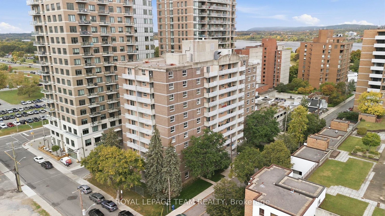 110-forward-avenue-ottawa-ontario-x13847022