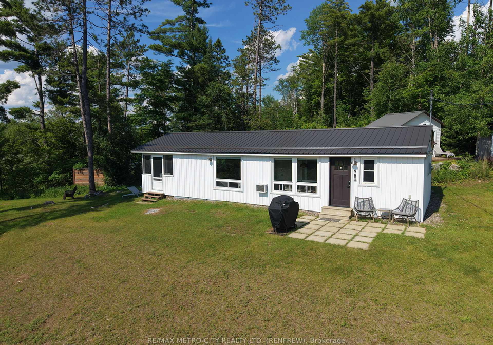 982-stones-lake-road-greater-madawaska-ontario-x13847054