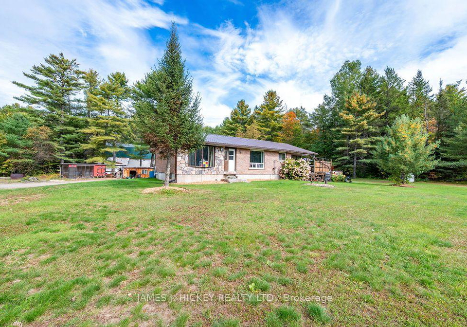 36148-highway-17-highway-laurentian-hills-ontario-x13847292