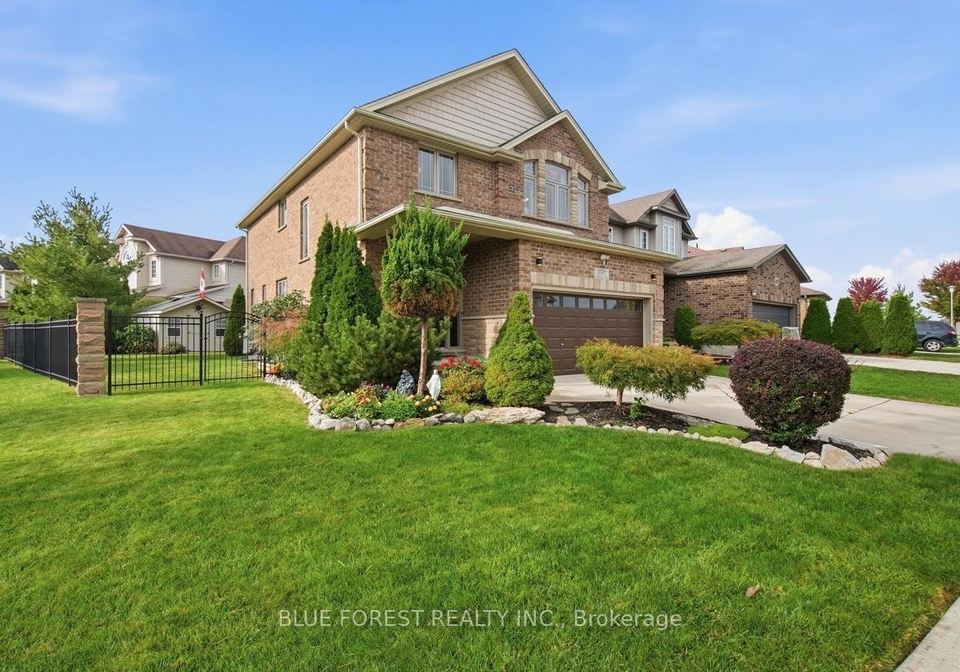1197-cardinal-road-london-south-ontario-x13847532