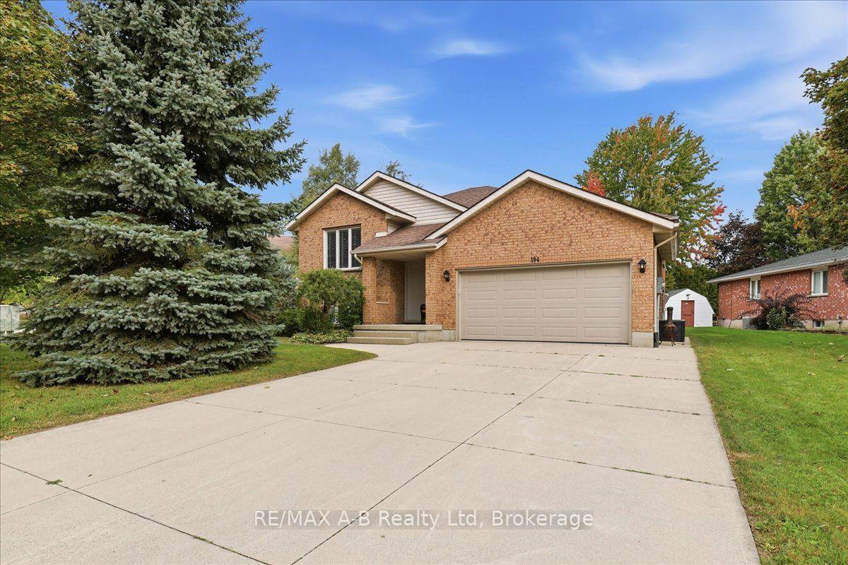 194-norwood-court-stratford-ontario-x13847552