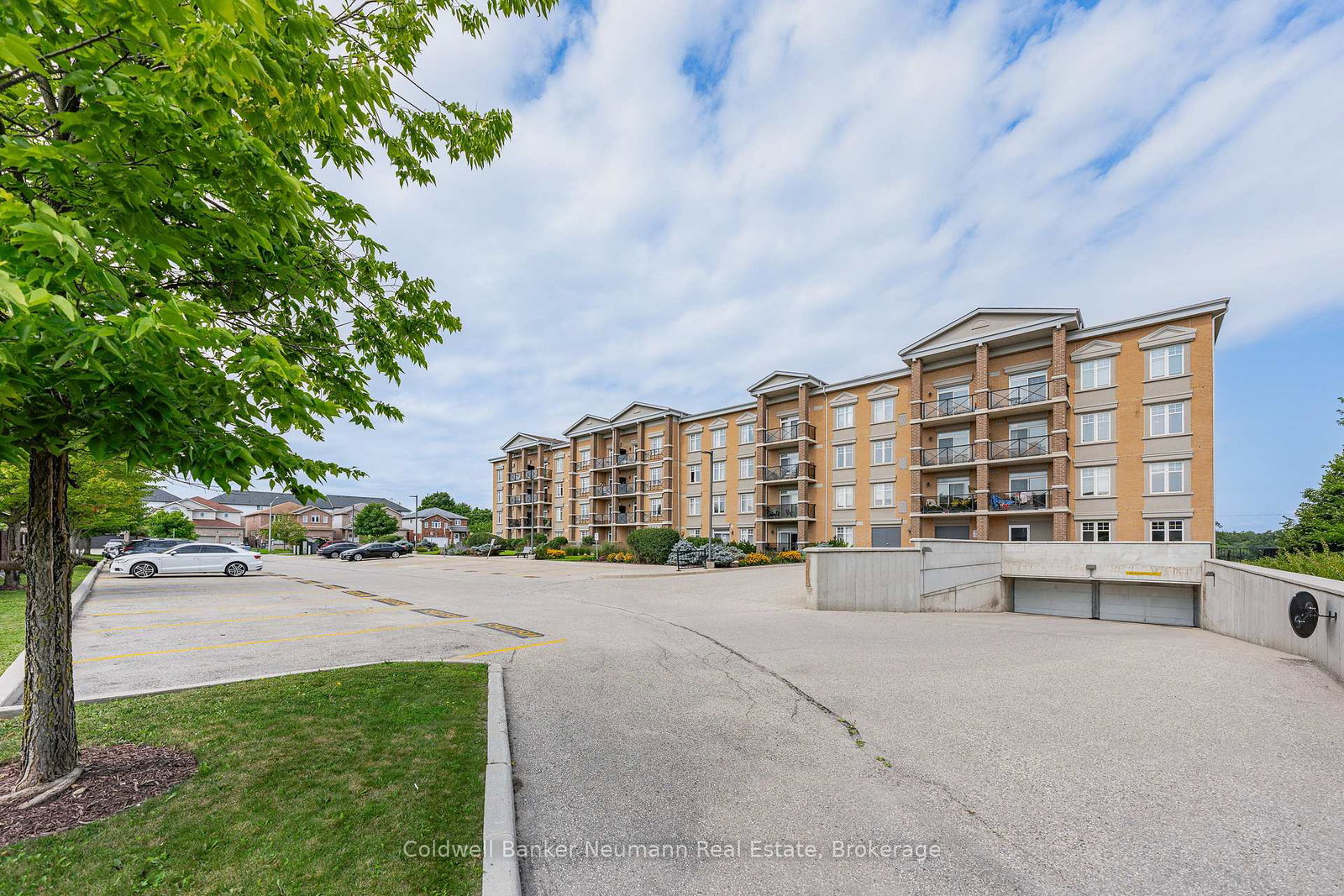 2-colonial-drive-guelph-ontario-x13847786