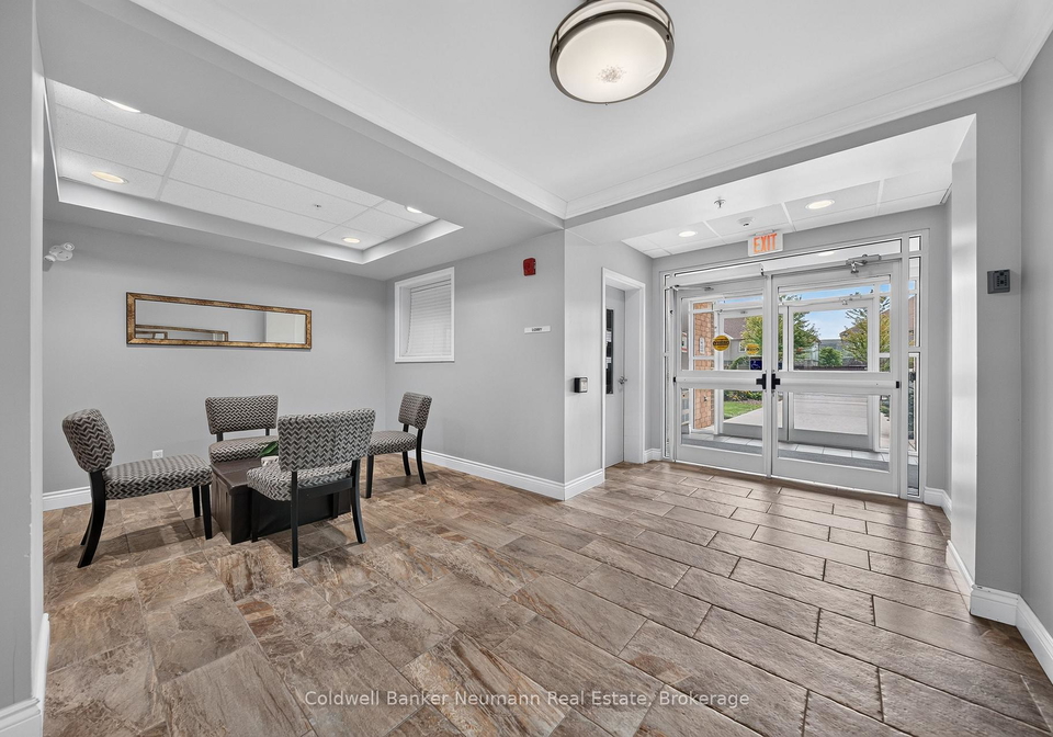 2-colonial-drive-guelph-ontario-x13847786