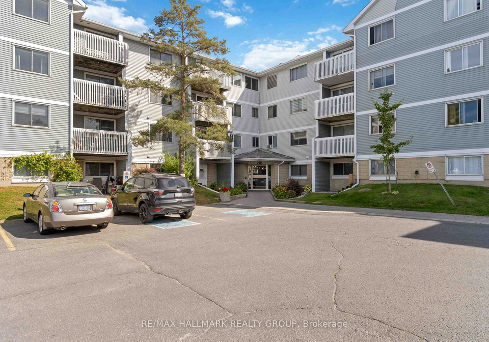 218-viewmount-drive-ottawa-ontario-x13848050