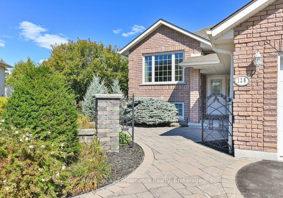 128-maple-drive-belleville-ontario-x13848168