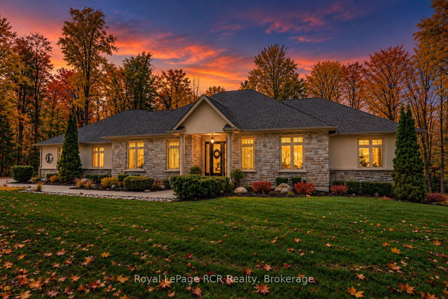 414498-baseline-road-west-grey-ontario-x13848392