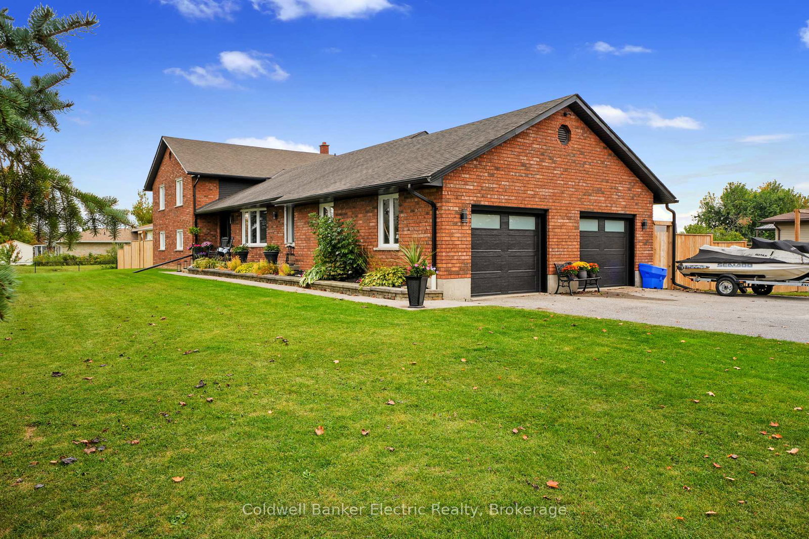 1305-holden-road-selwyn-ontario-x13848684