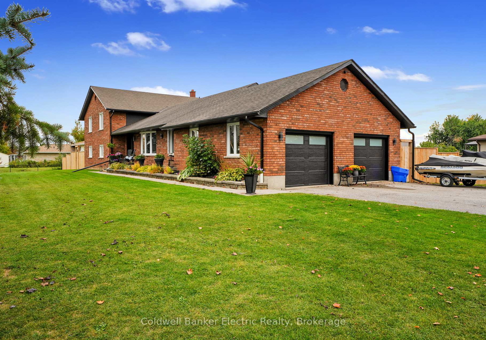 1305-holden-road-selwyn-ontario-x13848684