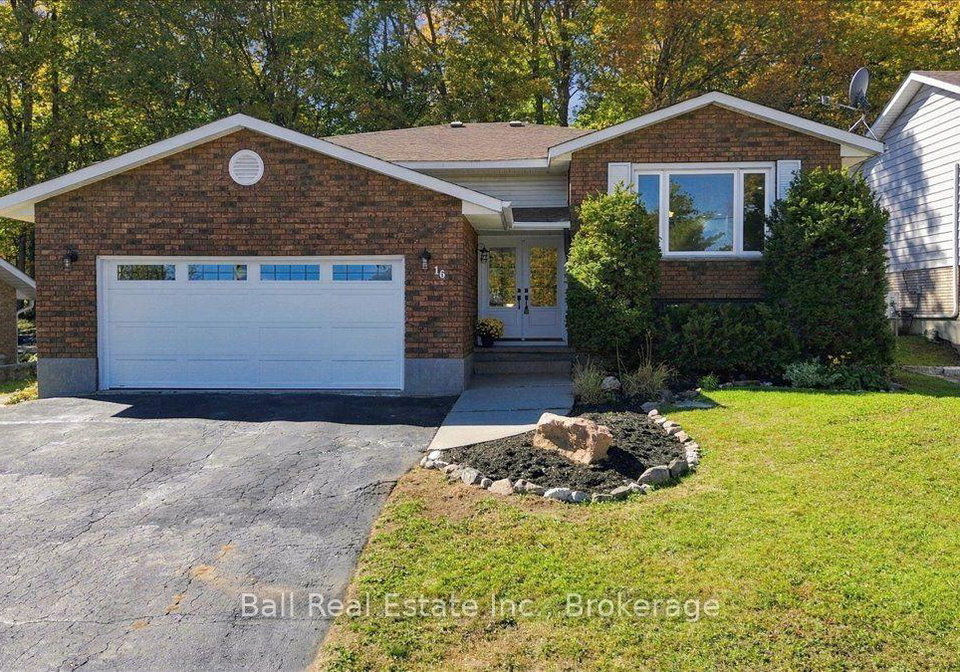 16-maple-street-bancroft-ontario-x13849090
