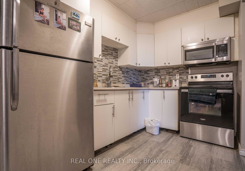 6-walton-avenue-kitchener-ontario-x13849592