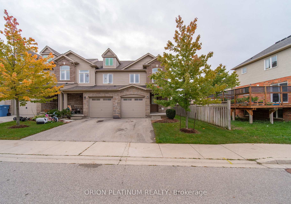 15-kingsbury-square-guelph-ontario-x13849794