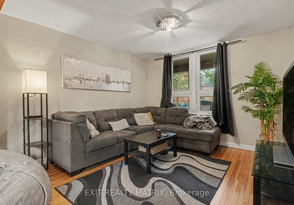51cooper-street-ottawa-ontario-x13850248