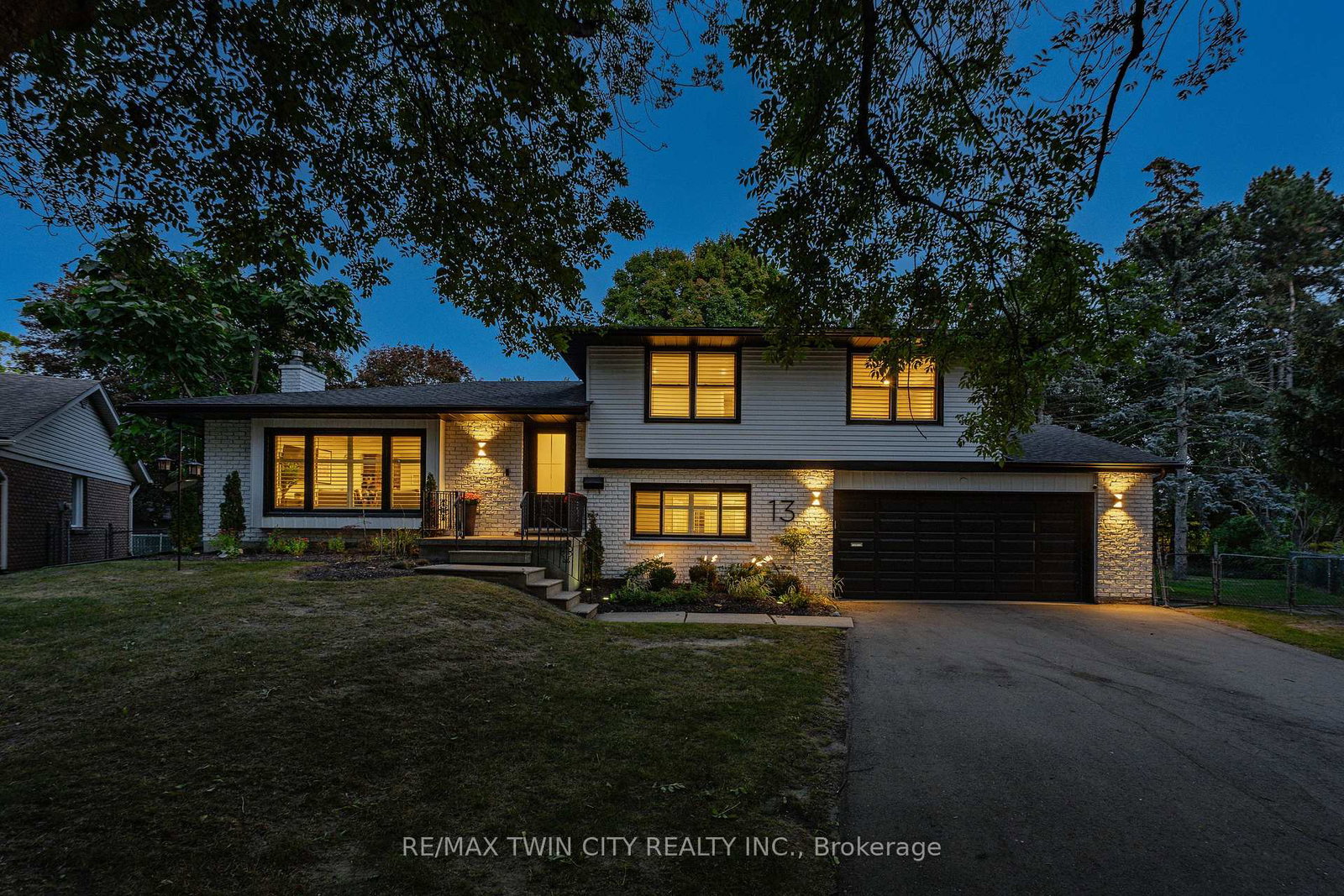 13-southwick-place-waterloo-ontario-x13850314
