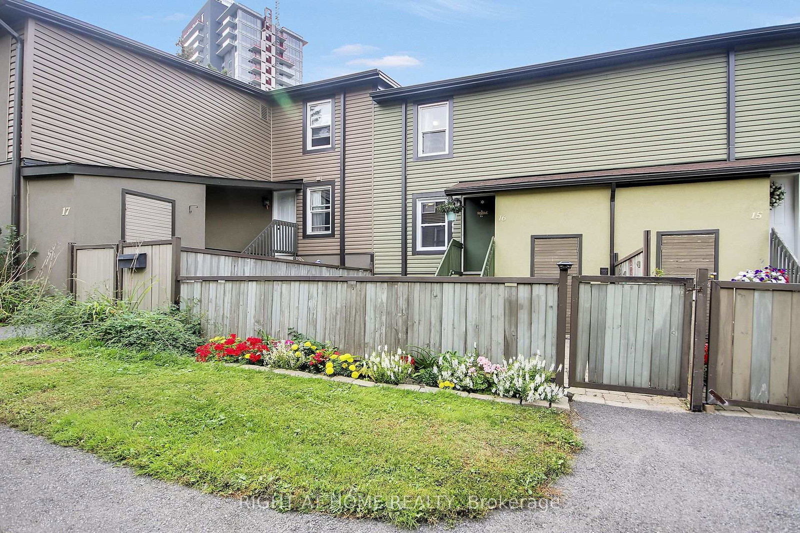1250-mcwatters-road-n-ottawa-ontario-x13850328