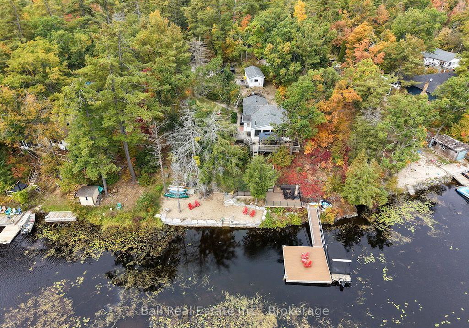20-fire-route-93-trent-lakes-ontario-x13850436