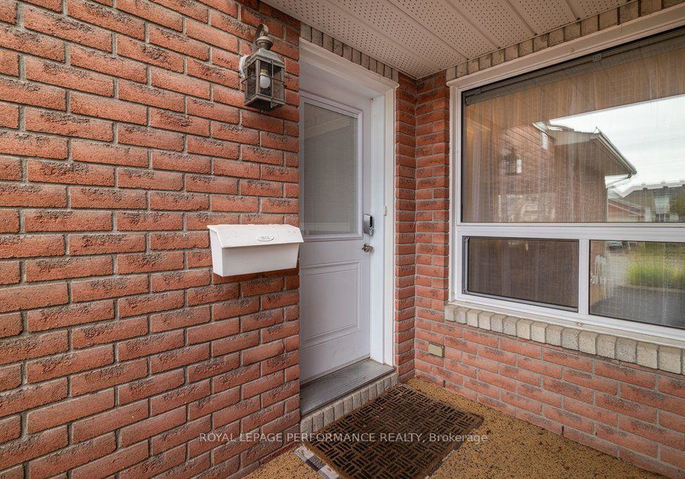 823-nesting-way-ottawa-ontario-x13850464