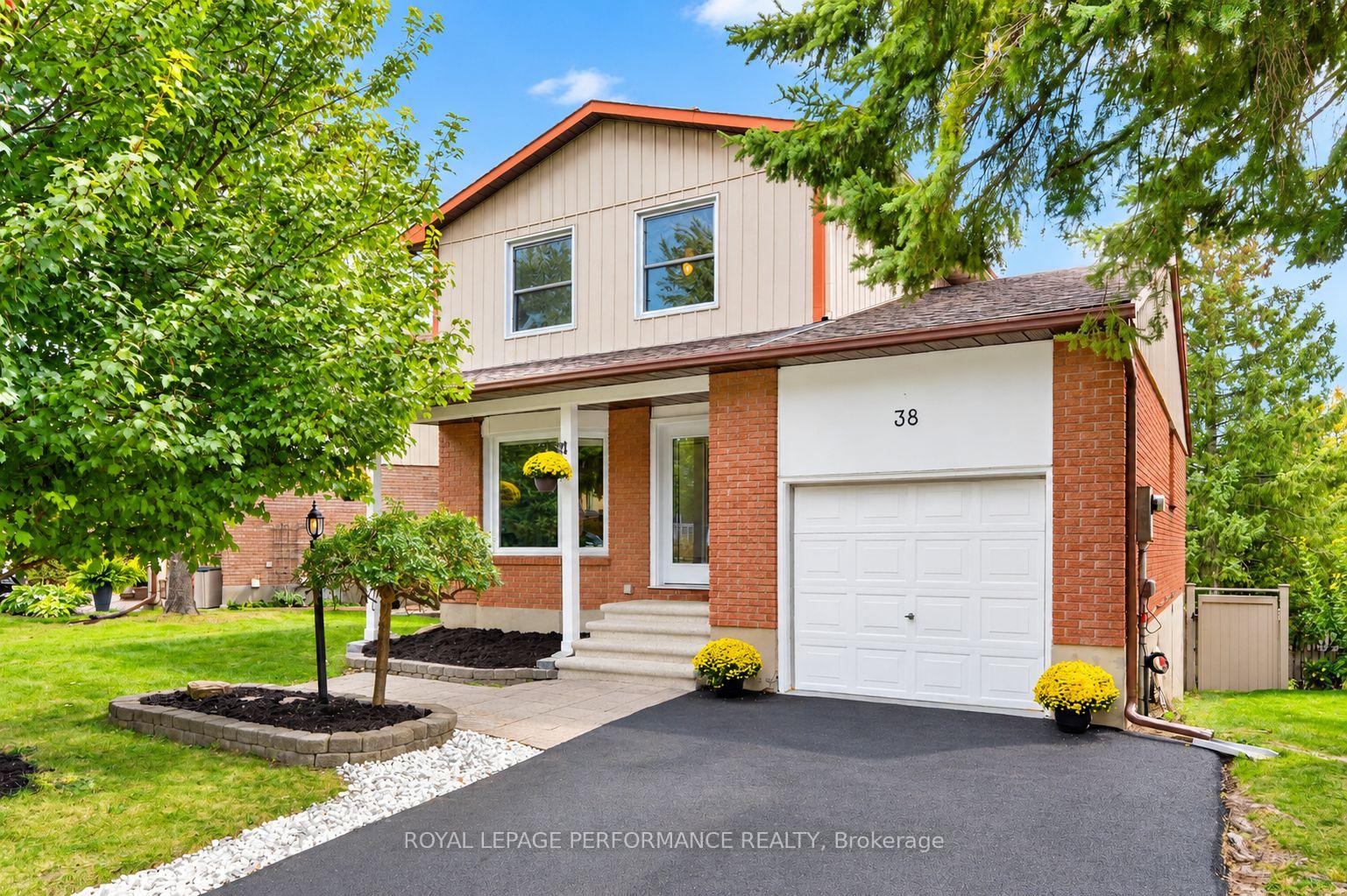38-naismith-crescent-kanata-ontario-x13850584