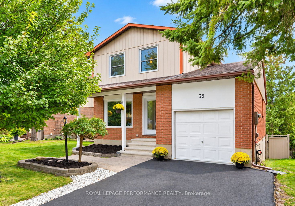 38-naismith-crescent-kanata-ontario-x13850584
