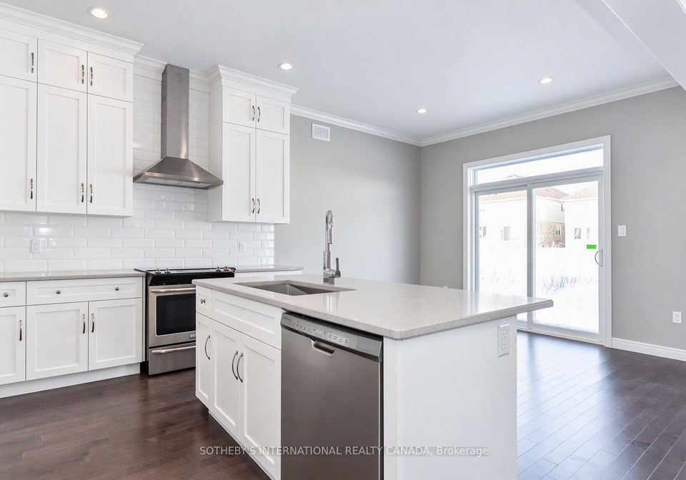 529-anton-crescent-kitchener-ontario-x13850646