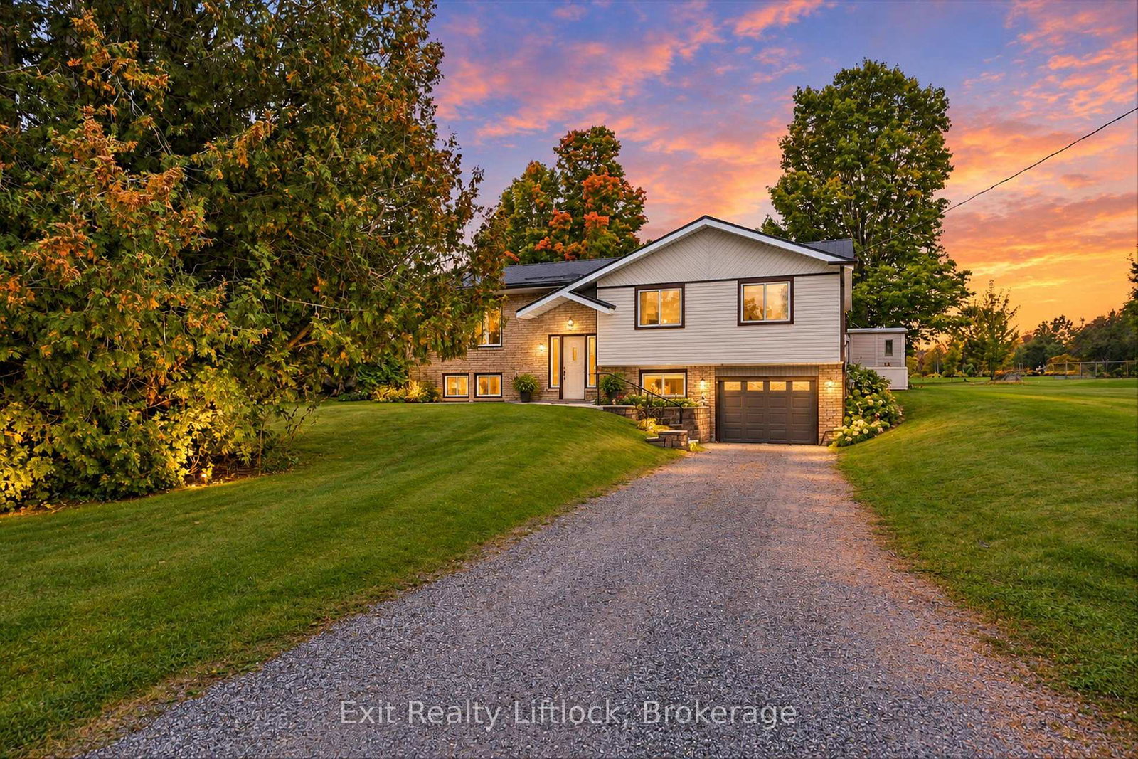 842-chemongview-drive-selwyn-ontario-x13850674