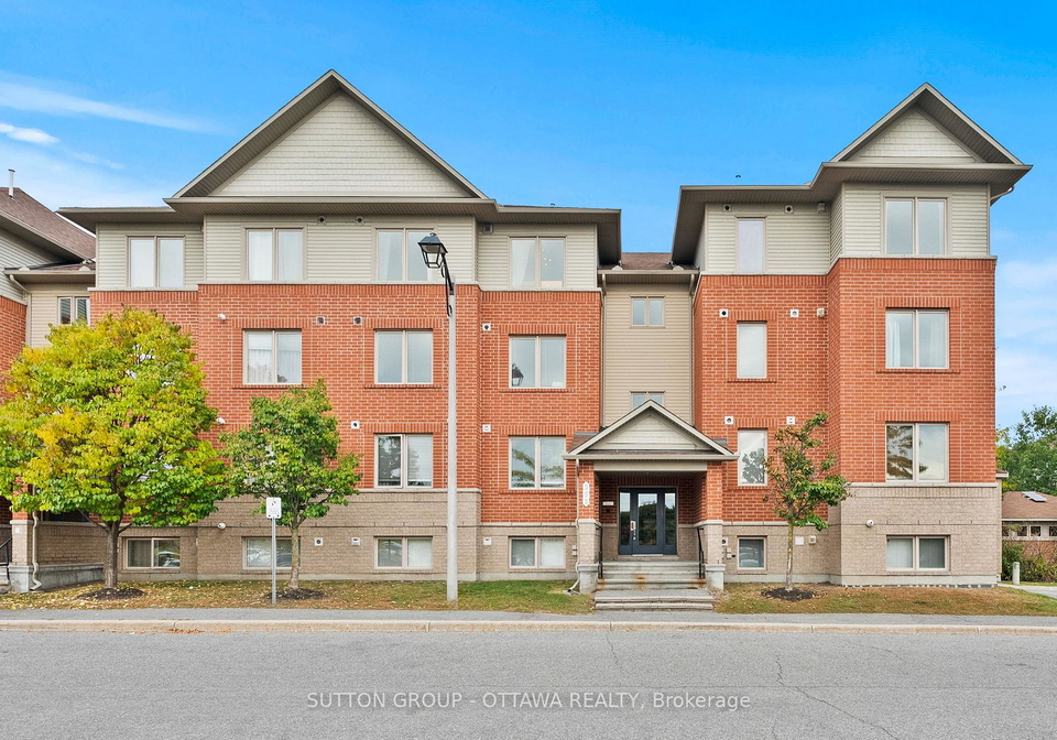 565-stonefield-private-ottawa-ontario-x13851136