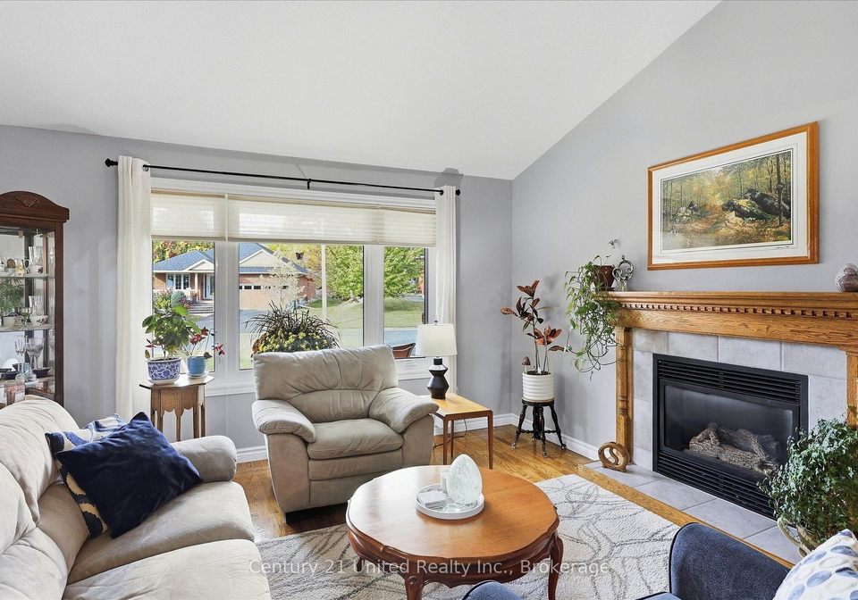 2318-sumac-street-peterborough-ontario-x13851188