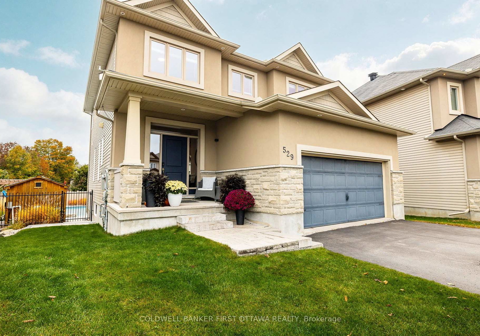 529-adamson-crescent-ottawa-ontario-x13851406
