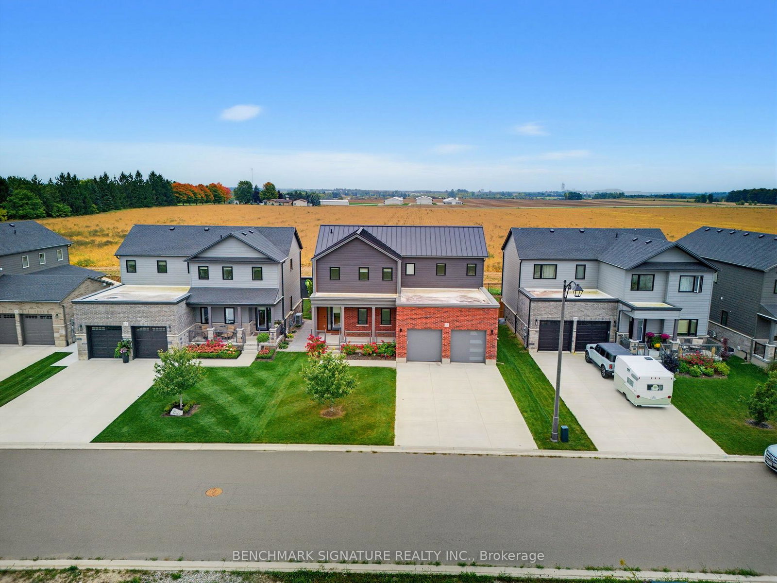 17-totten-street-zorra-ontario-x13851466