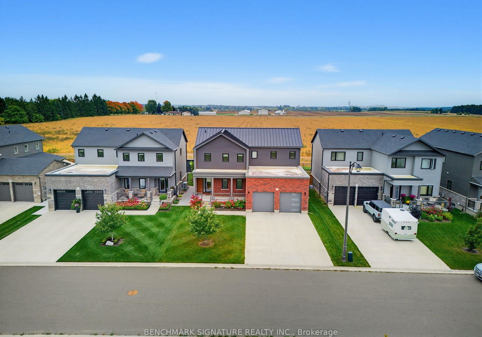 17-totten-street-zorra-ontario-x13851466
