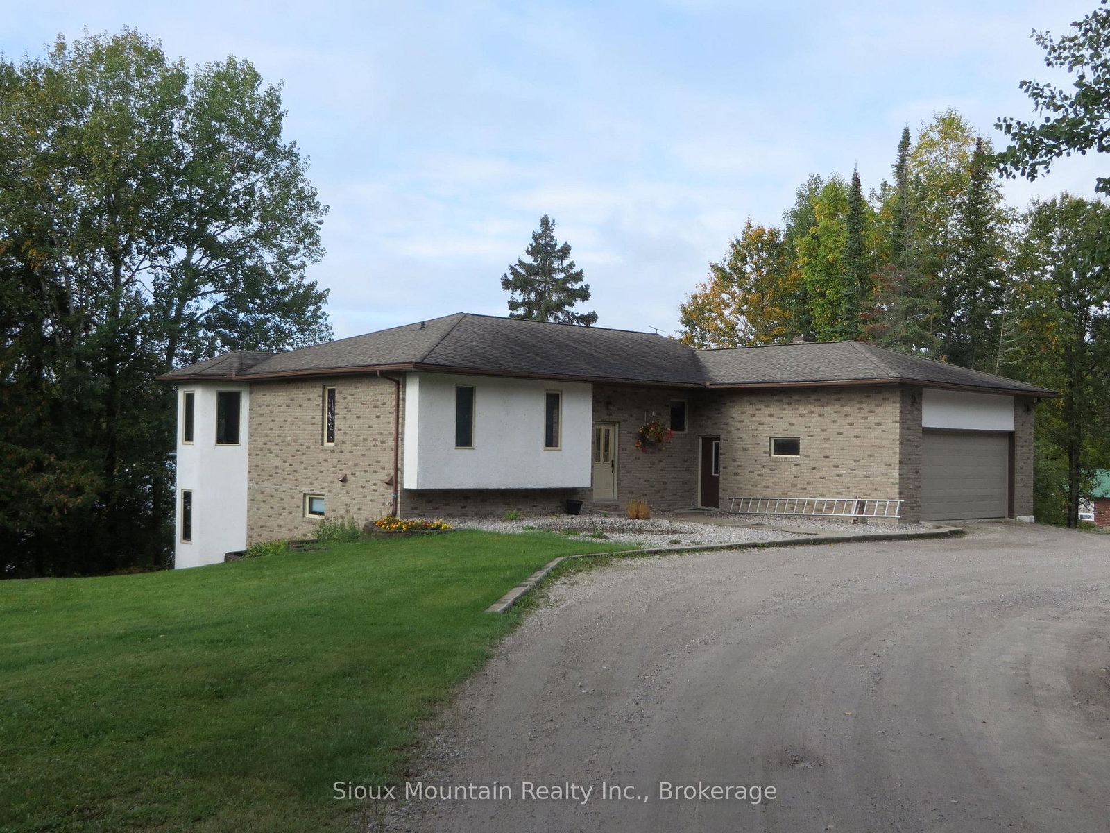 11-grand-trunk-pacific-trail-sioux-lookout-ontario-x13851602
