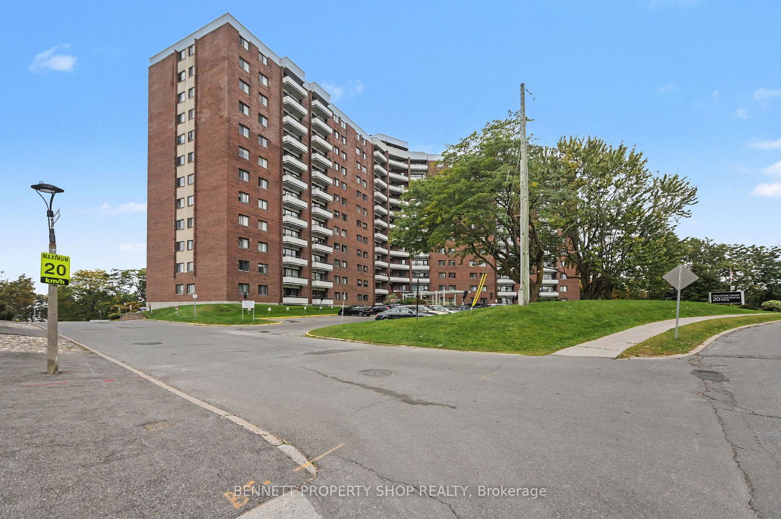 20-chesterton-drive-ottawa-ontario-x13851668