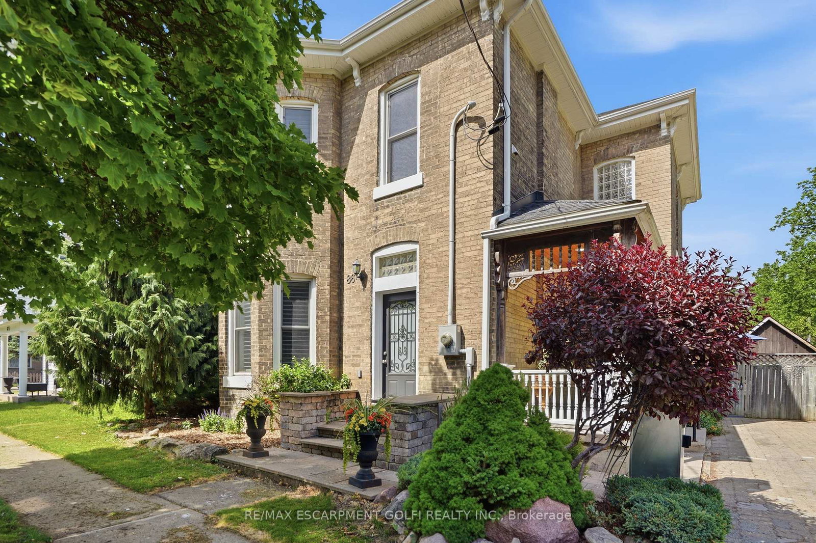 86-oak-street-brantford-ontario-x13851686