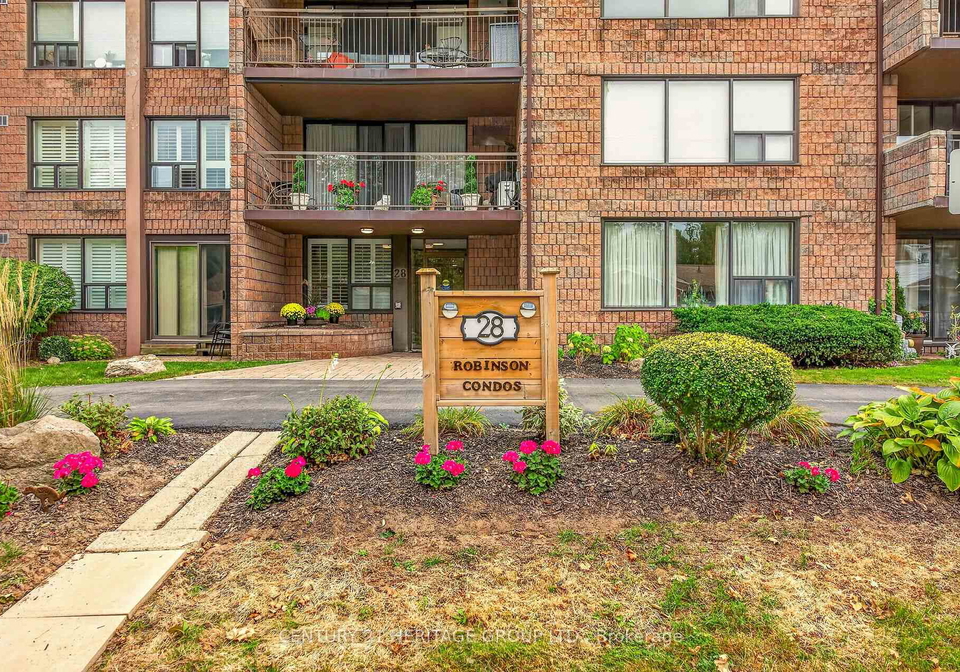 28-robinson-street-n-grimsby-ontario-x13851736